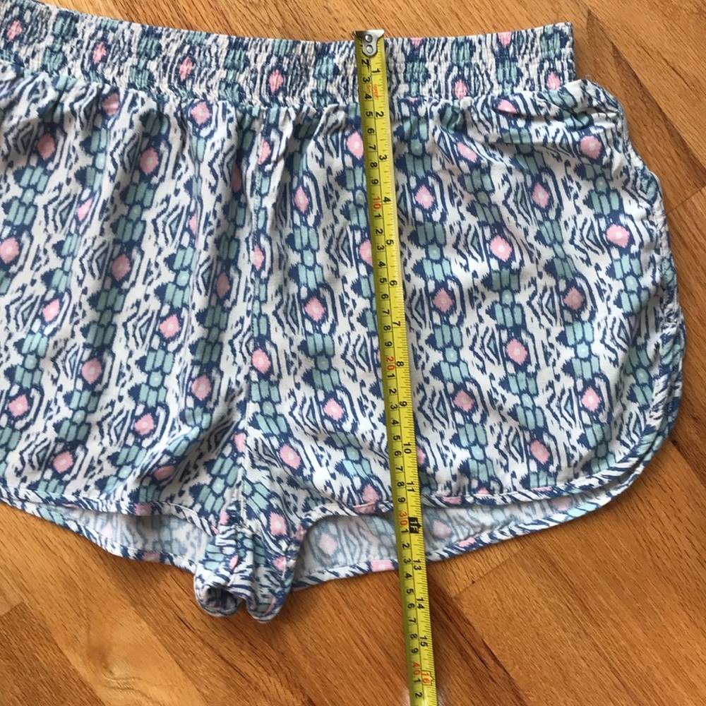 HOLLISTER SHORTS - Picture 3 of 6